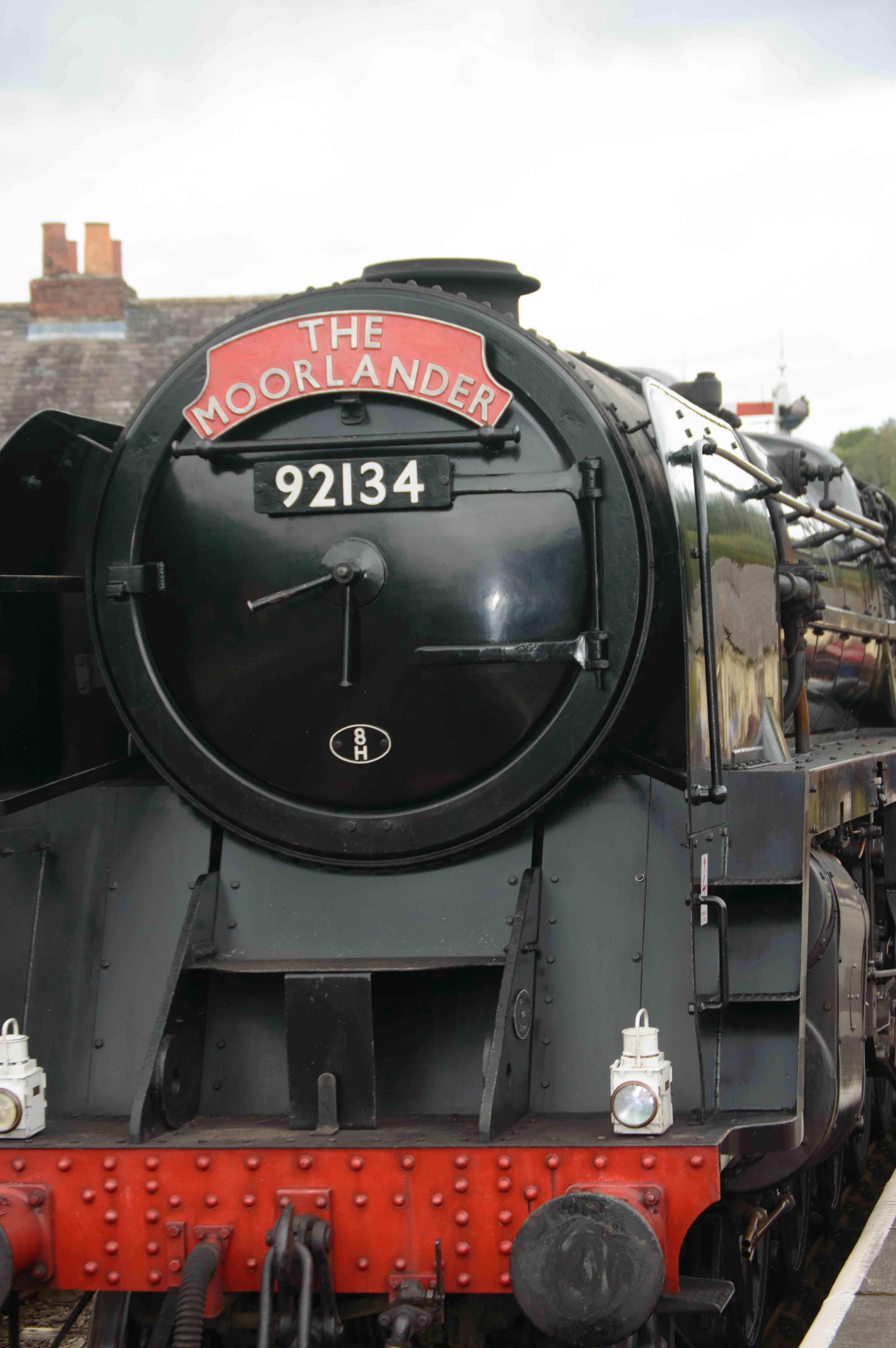 9213 approaching Levisham Signal Box